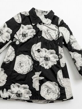 3 Sisters Black and Cream Floral Button Jacket